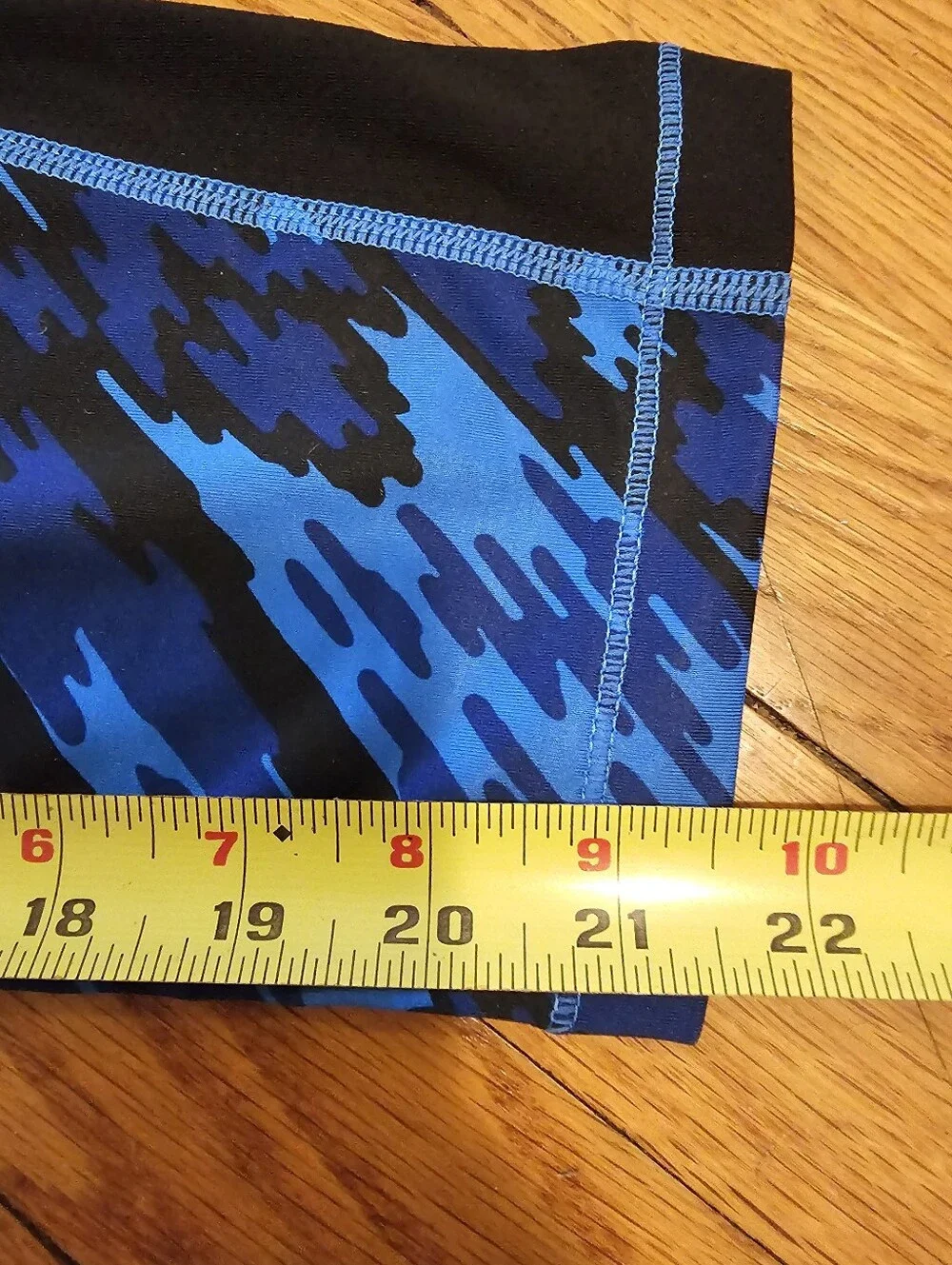 Nike Pro Cool Dri Fit Crop Blue Camo Leggings Women's‎ Size M NWT